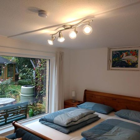 Ruhige, Gemuetliche 1-Zimmer Gartenwohnung Fuer 2 Erwachsene Lübeck Extérieur photo
