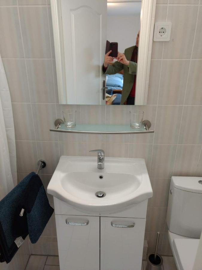 Ruhige, Gemuetliche 1-Zimmer Gartenwohnung Fuer 2 Erwachsene Lübeck Extérieur photo