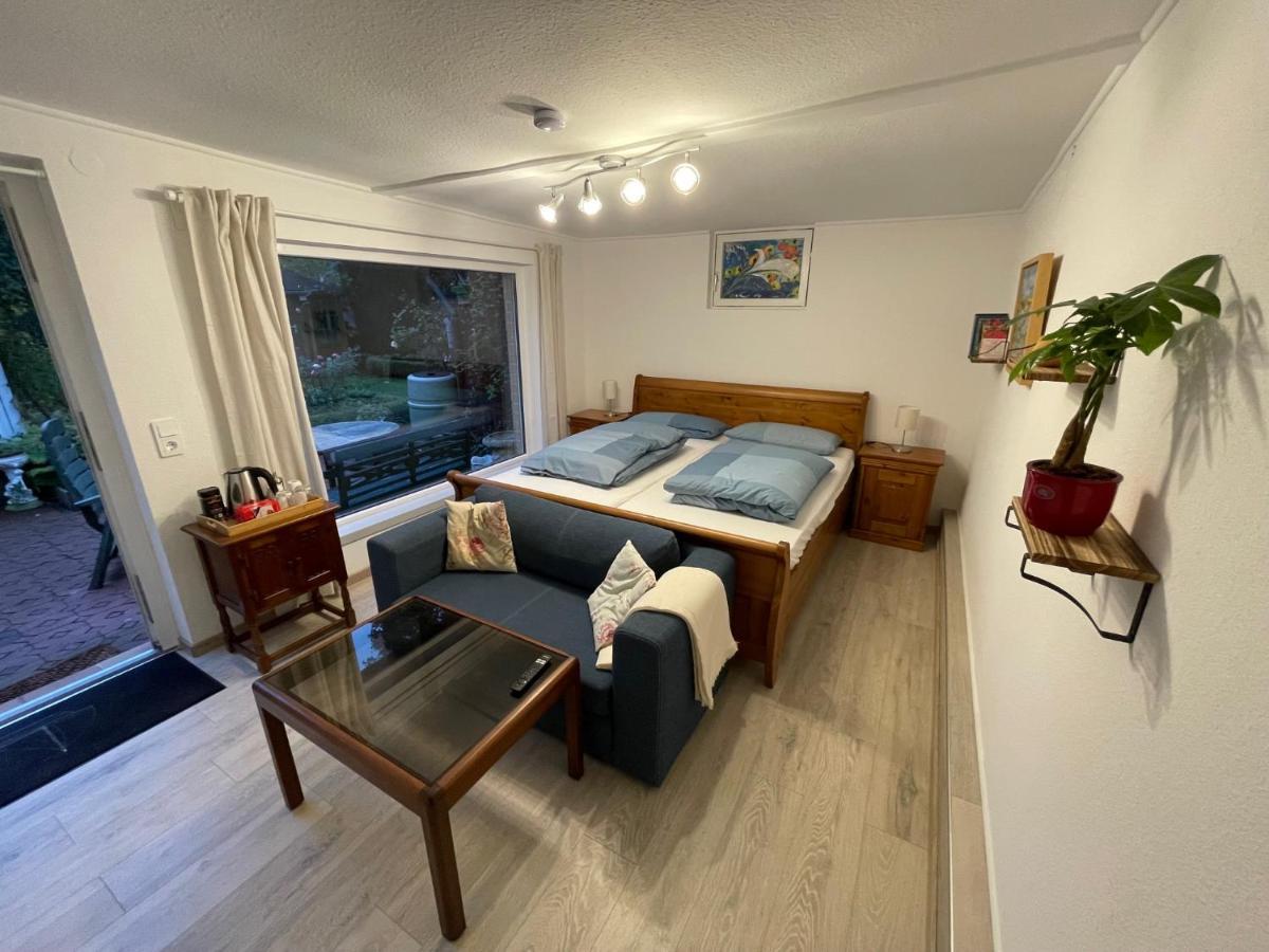 Ruhige, Gemuetliche 1-Zimmer Gartenwohnung Fuer 2 Erwachsene Lübeck Extérieur photo